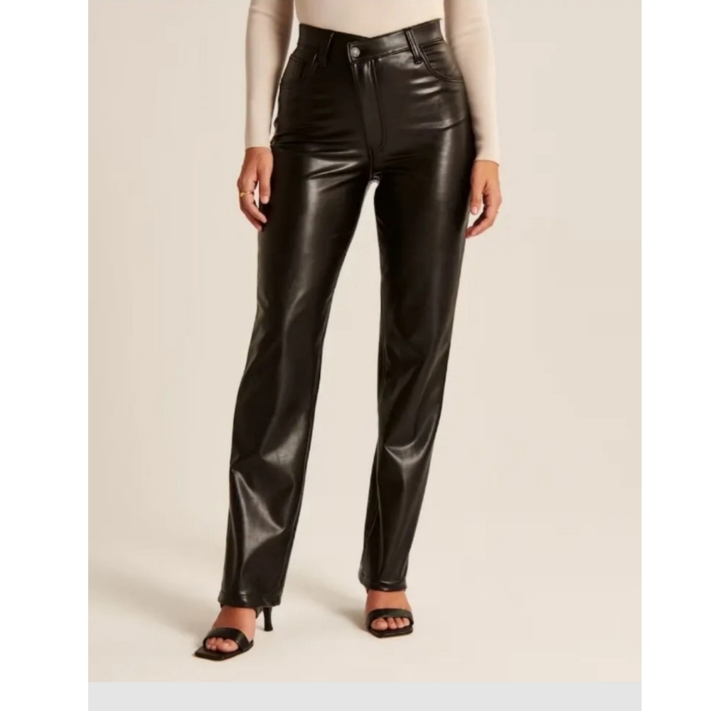 Curve Love Criss-Cross Waistband Vegan Leather 90s Straight Pants regular length